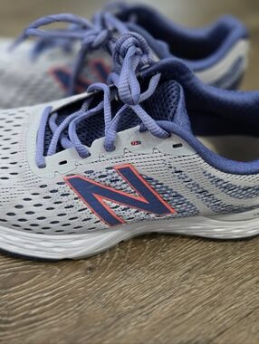 New Balance Lightweight Running Shoes - Light Gray with Blue & Pink Accent